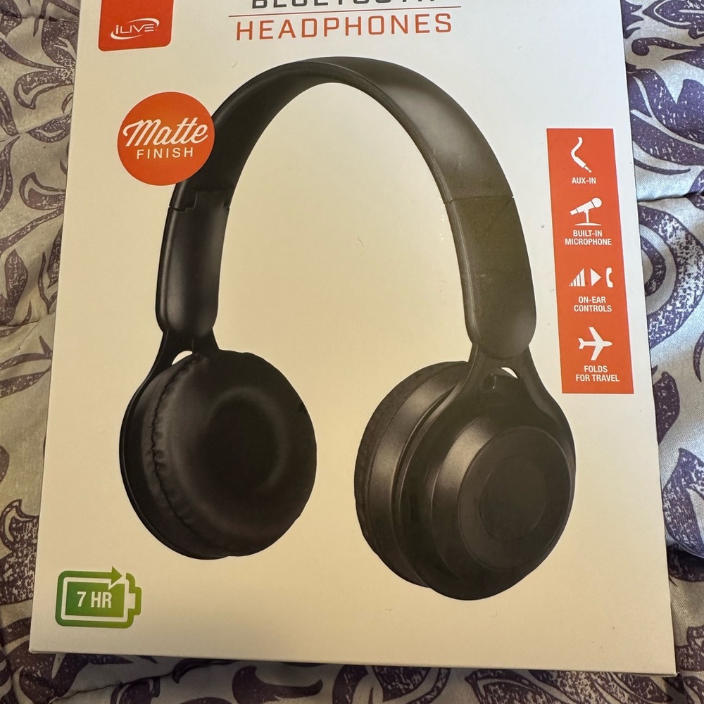 Black Bluetooth Over-Ear Headphones